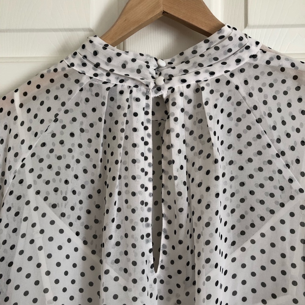 ASOS Curve dotty blouse - Picture 8 of 10